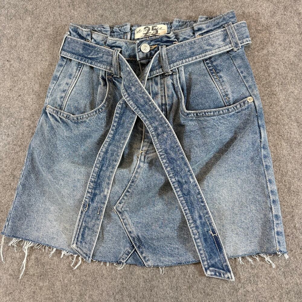 We The Free Mini Skirt Womens Blue Denim A-Line Belted Button Fly Frayed Size 25